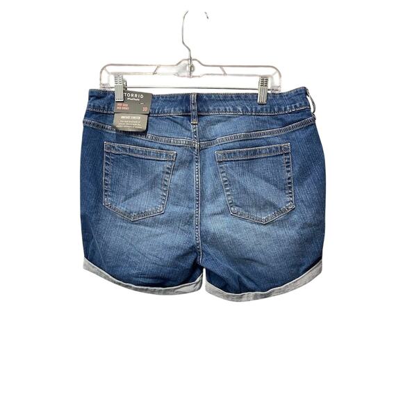 Torrid Women's Mid Rise Mid Denim Shorts Blue Size 10 Summer Casual cuffed - Picture 7 of 11